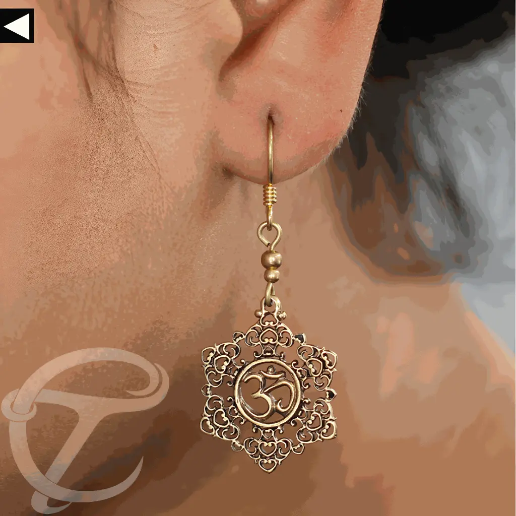 Om-earring 013.webp