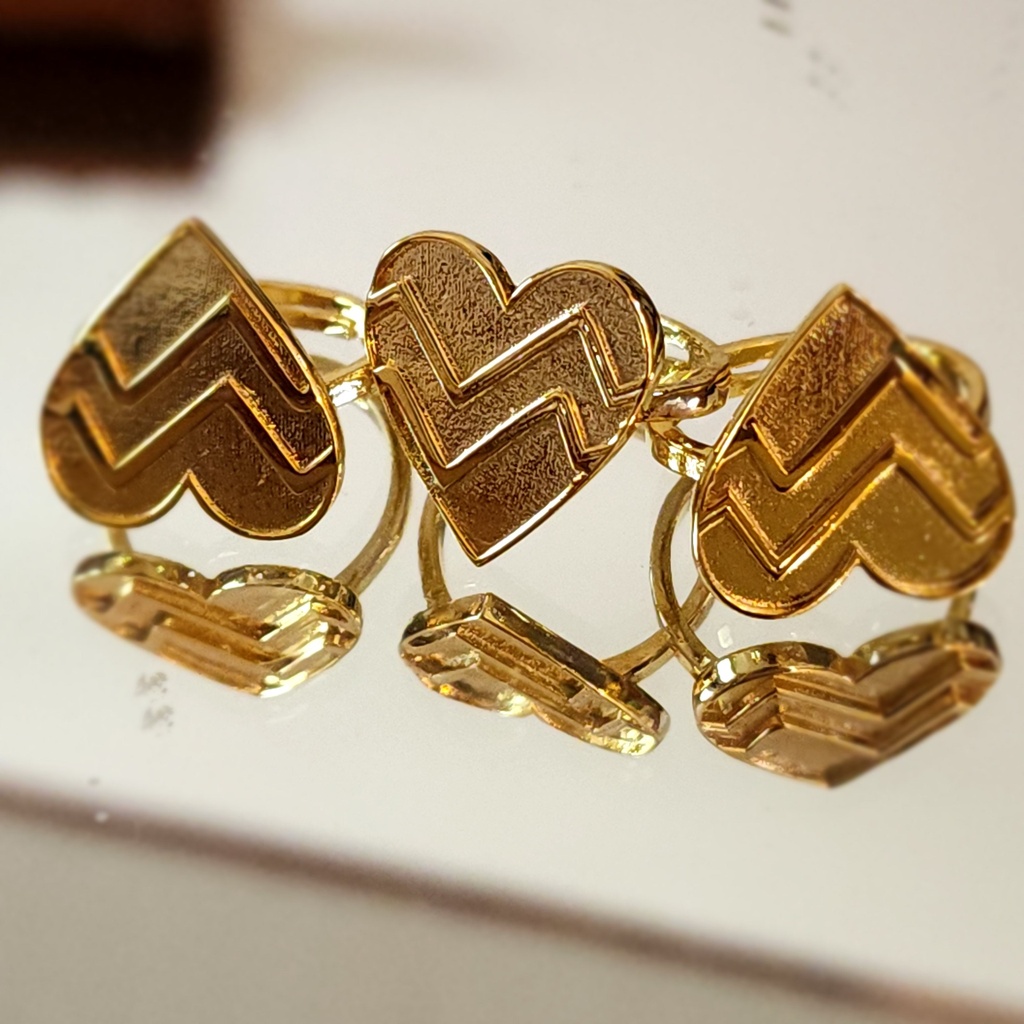 Gold Heart adjustable Ring