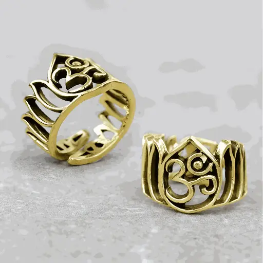 Om Bras Finger Ring